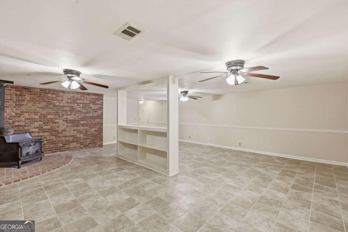 2224 Colonial Drive