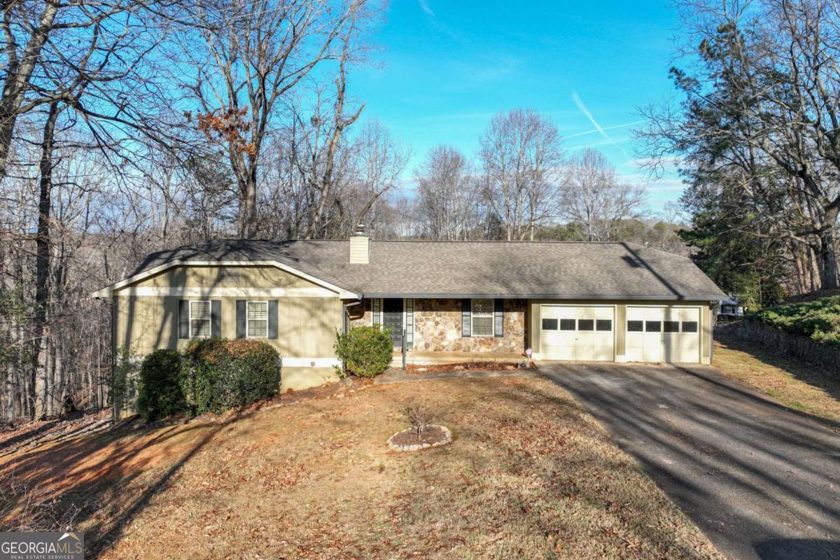 2224 Colonial Drive