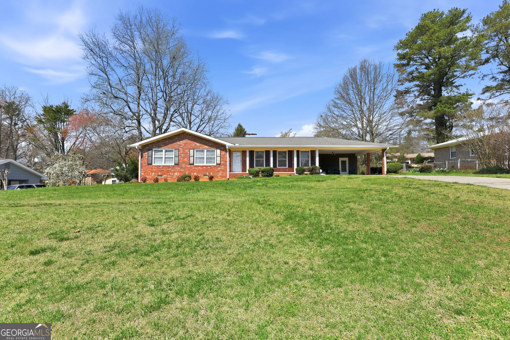 3024 Saint Charles Avenue