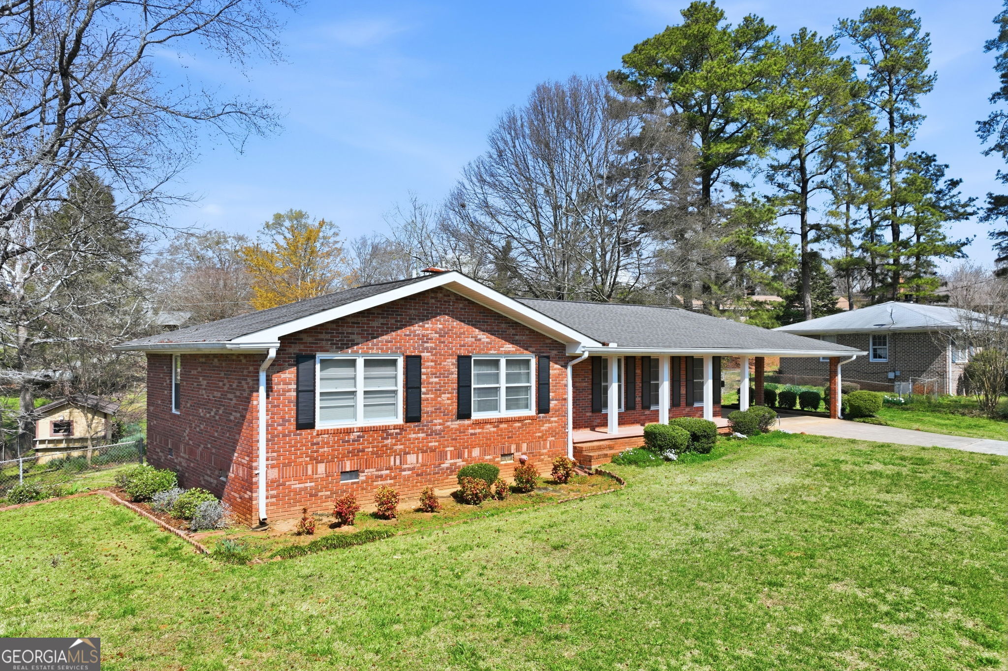 3024 Saint Charles Avenue