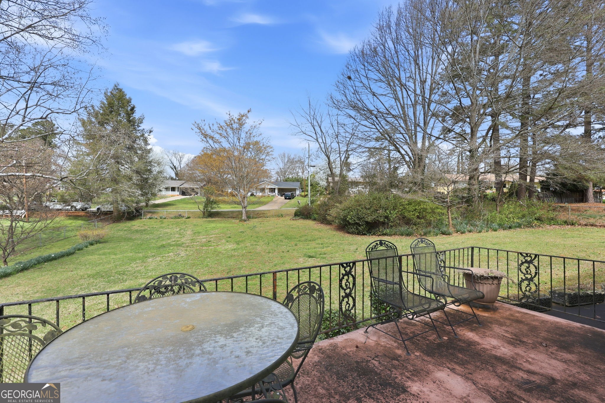 3024 Saint Charles Avenue