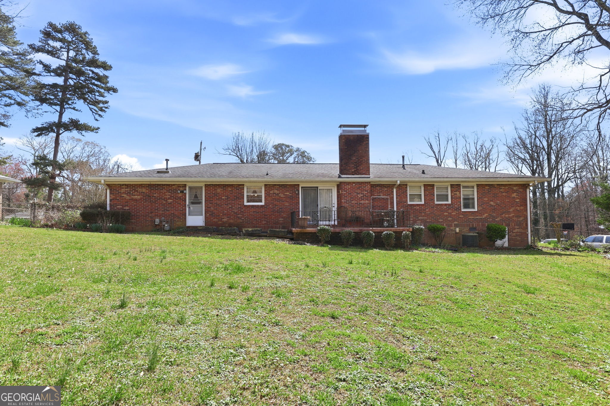 3024 Saint Charles Avenue