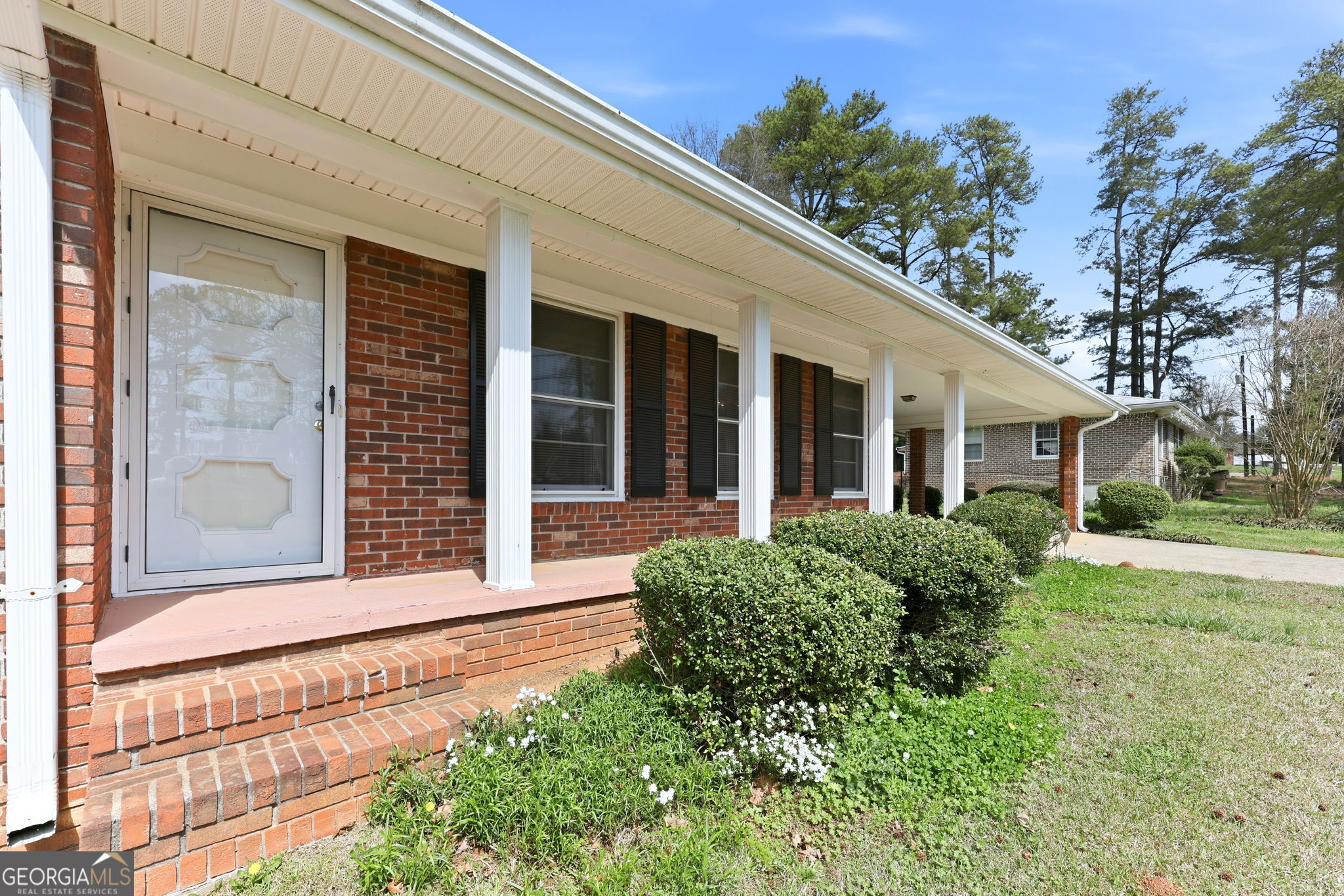 3024 Saint Charles Avenue