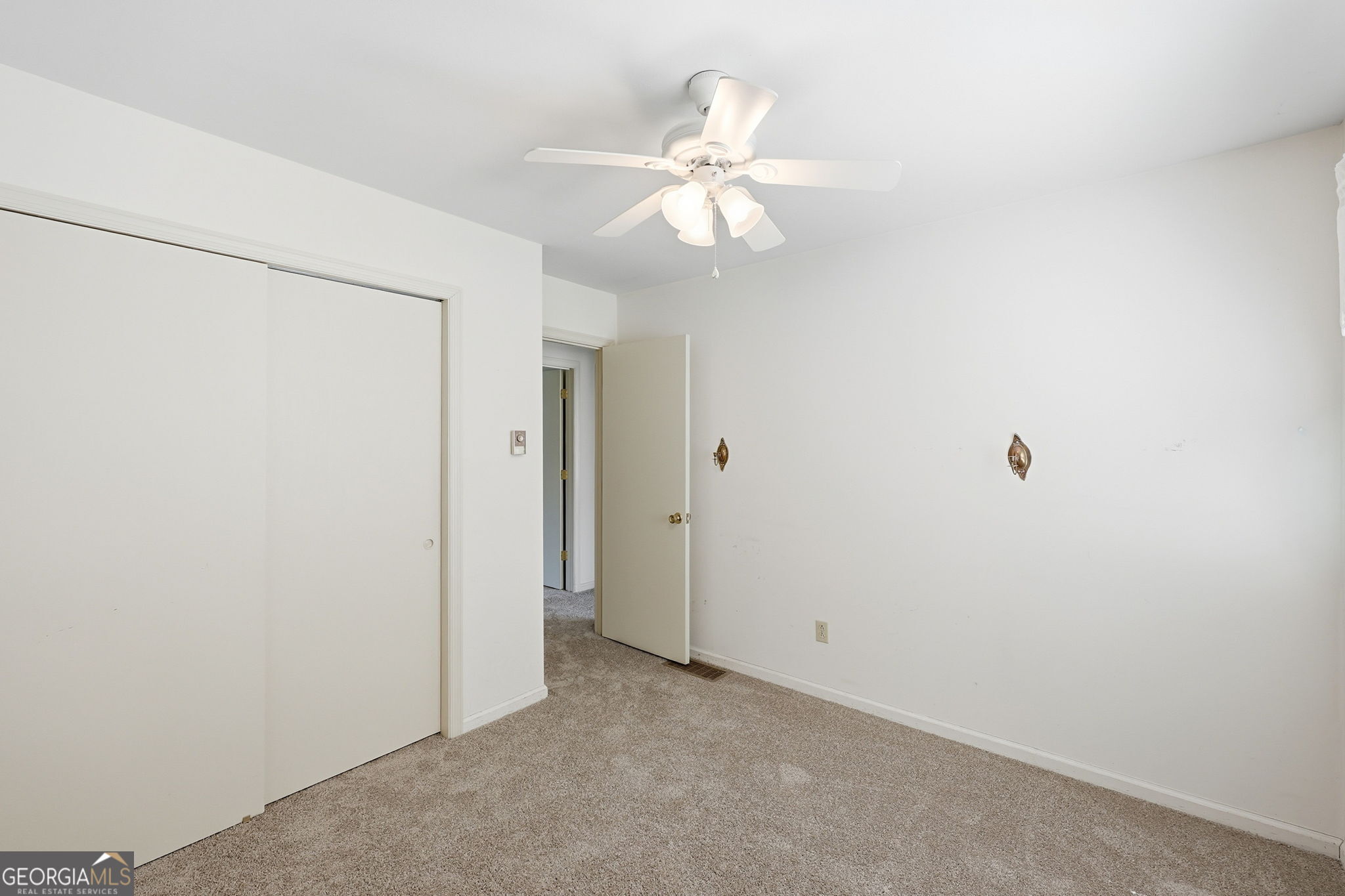 3024 Saint Charles Avenue