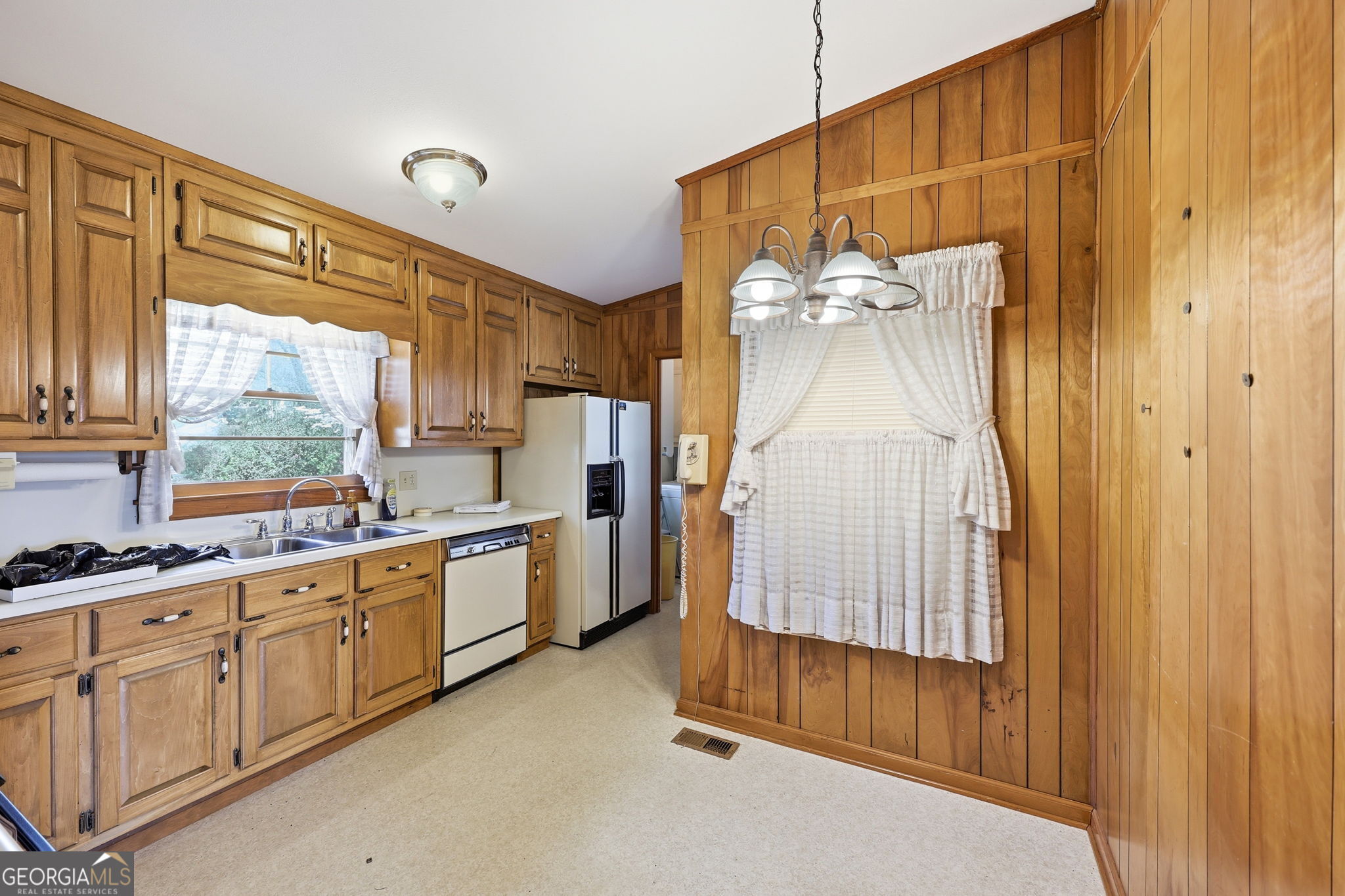 3024 Saint Charles Avenue