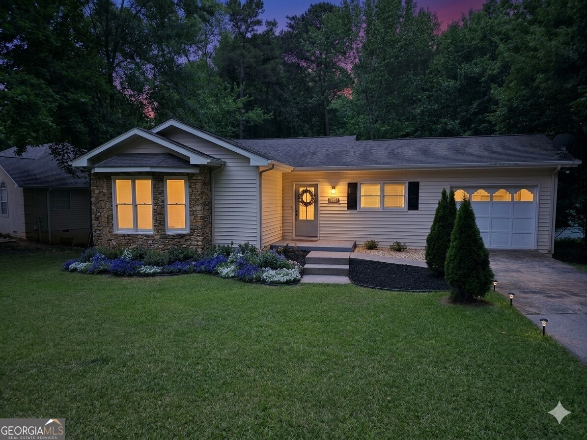 938 Charleston Court