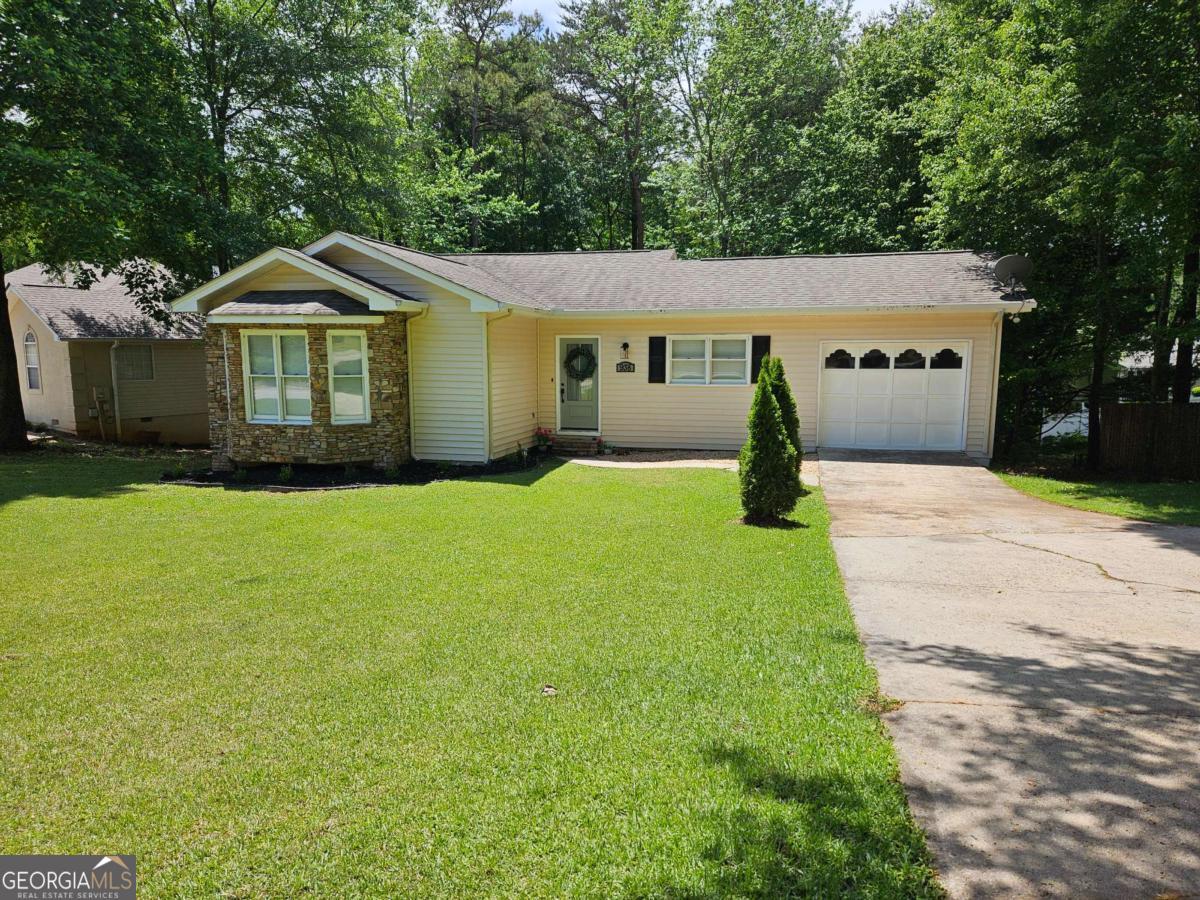 938 Charleston Court