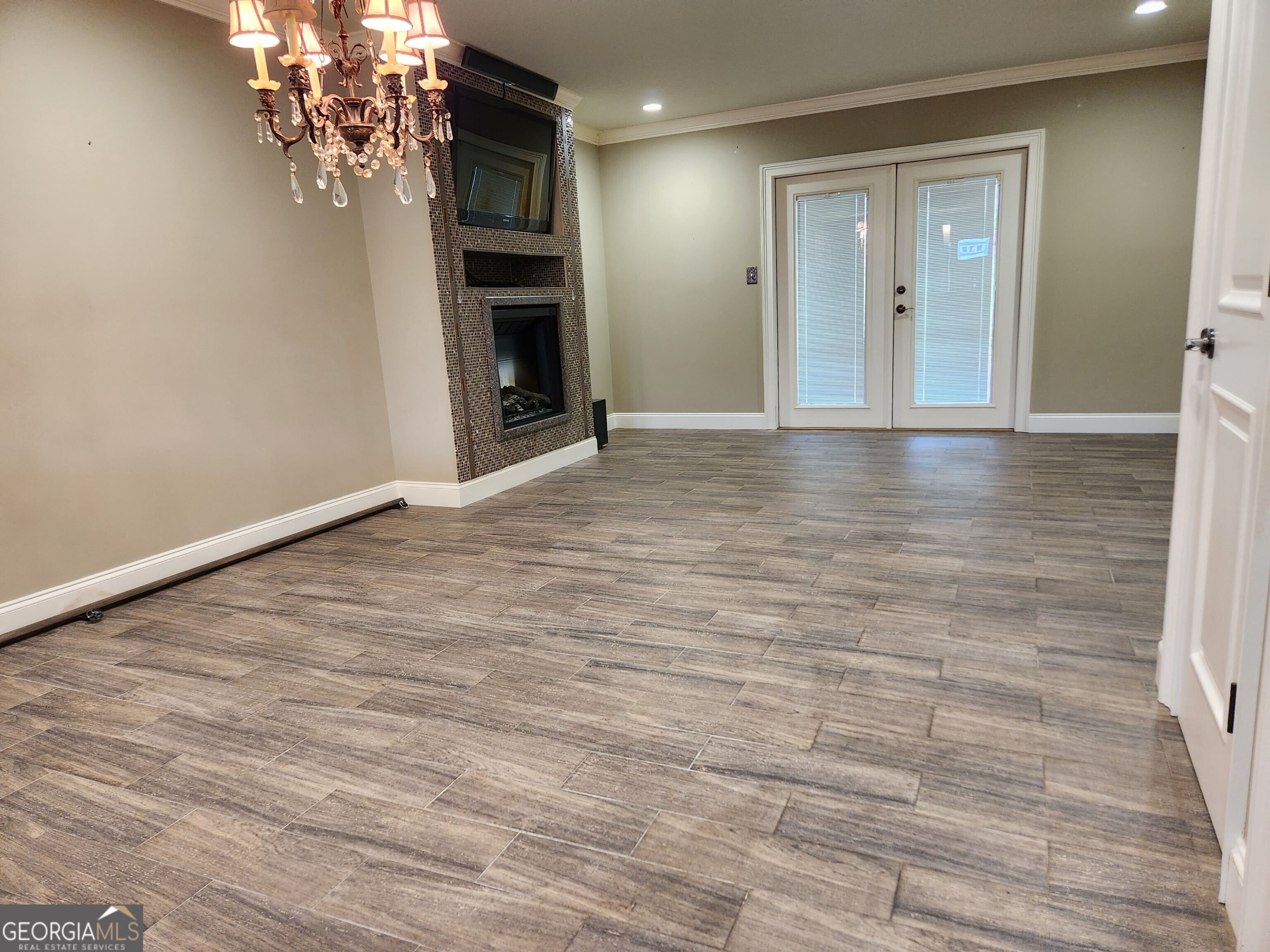 1085 Holly Drive UNIT 2