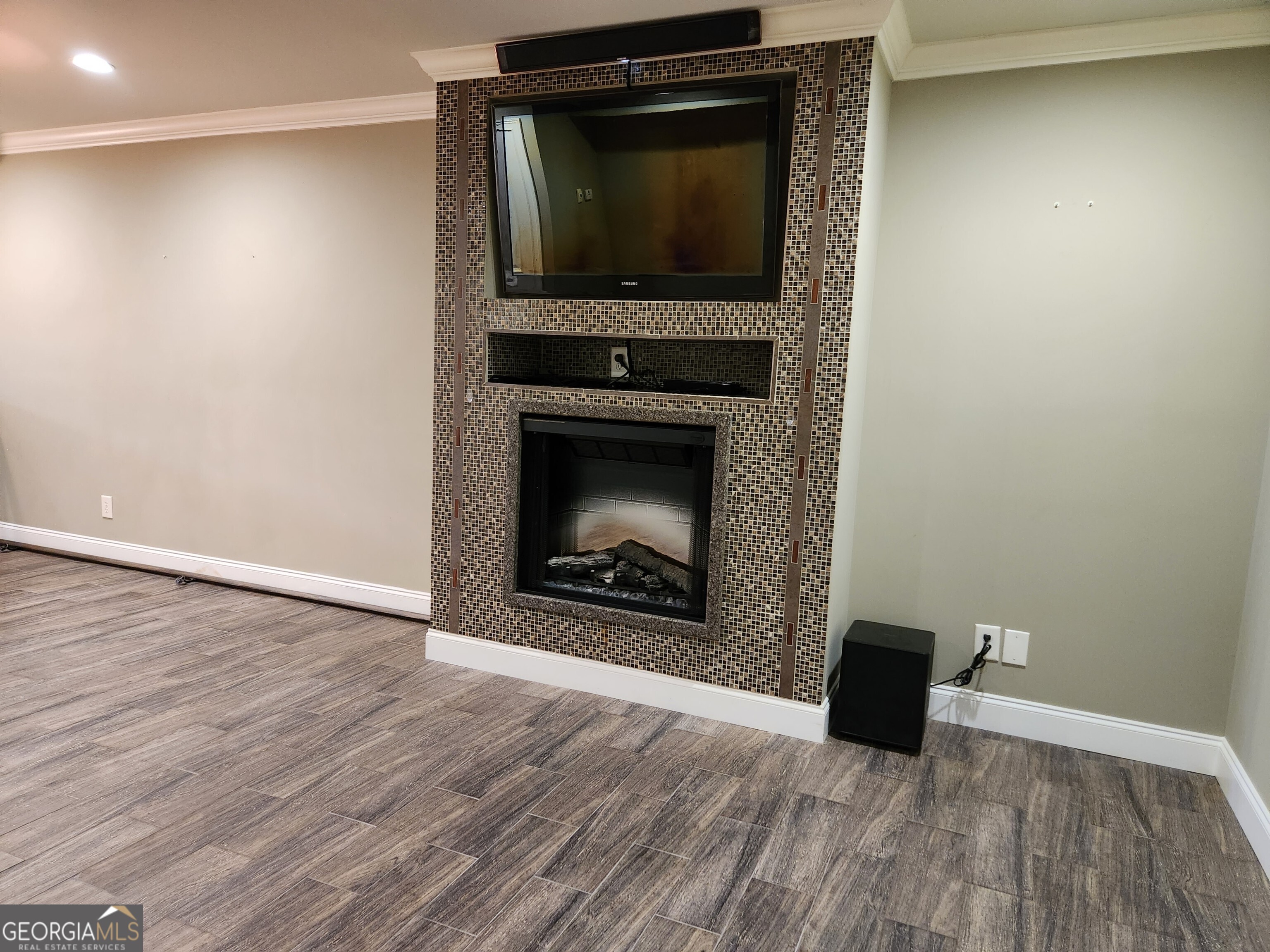 1085 Holly Drive UNIT 2