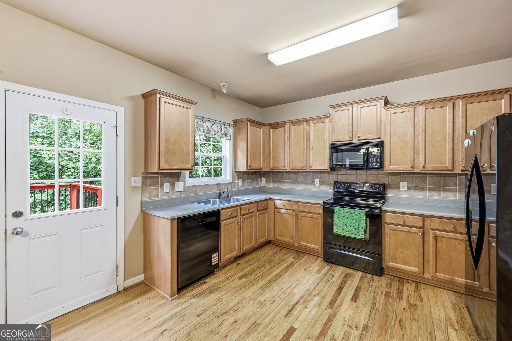 3970 Walnut Grove Way