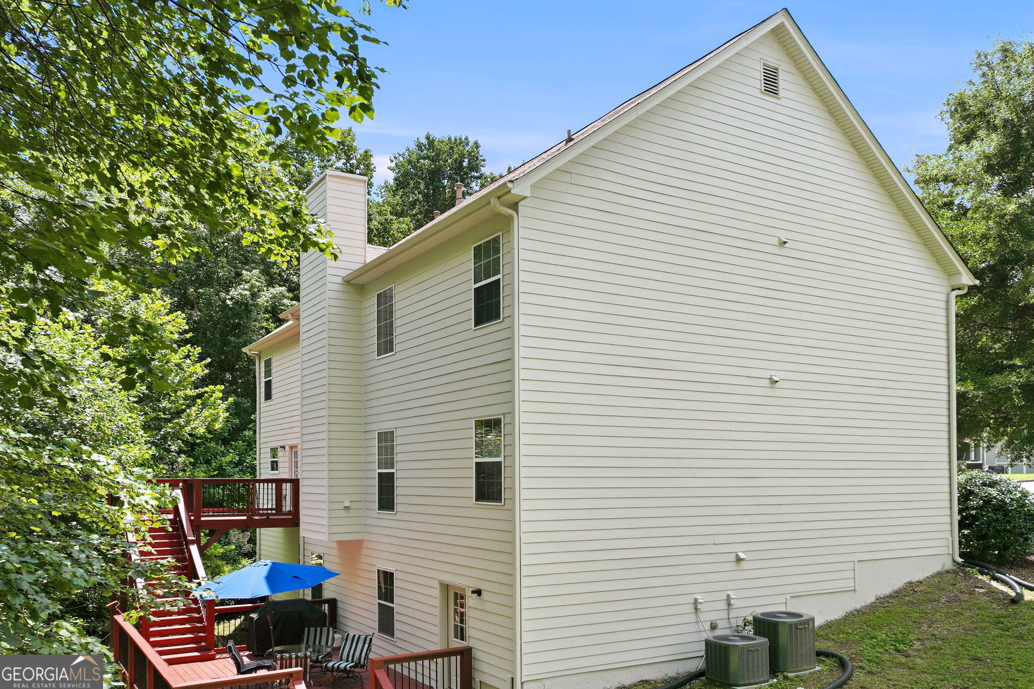 3970 Walnut Grove Way