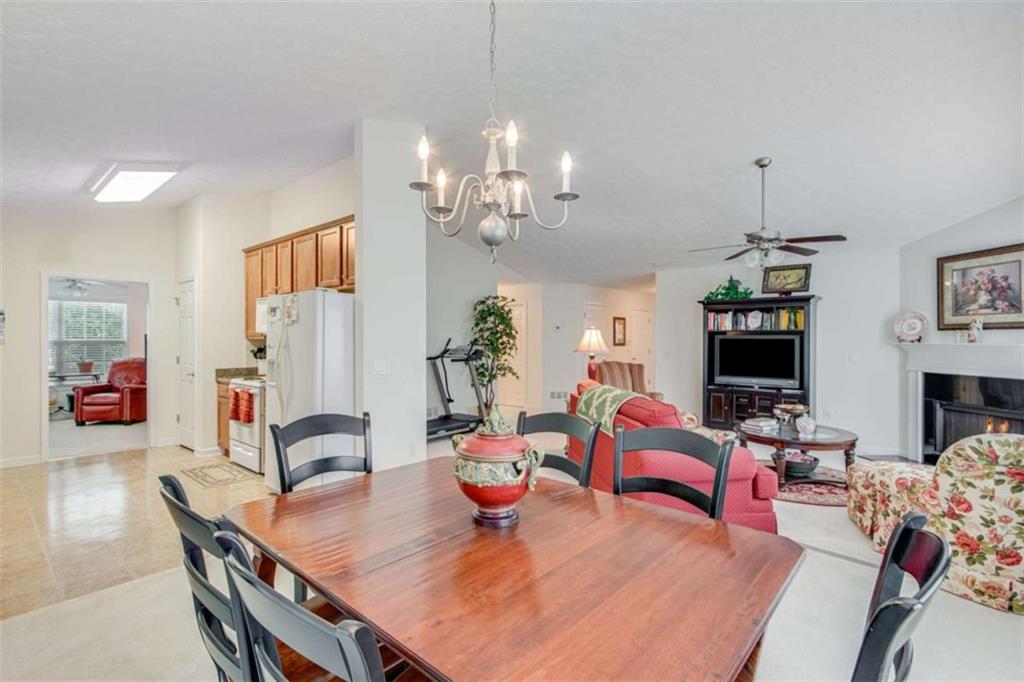 936 Village View Circle