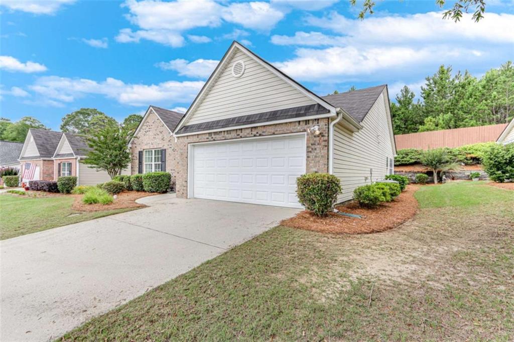 936 Village View Circle
