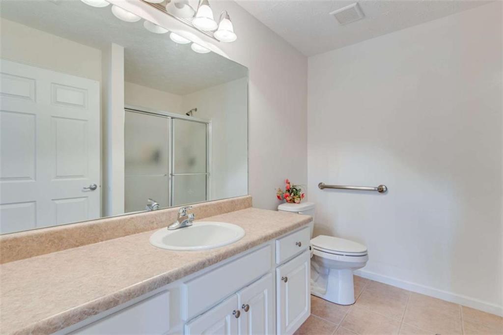 936 Village View Circle
