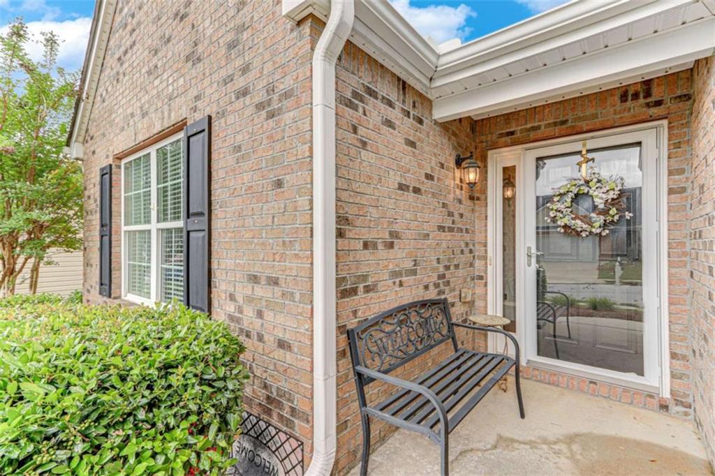 936 Village View Circle