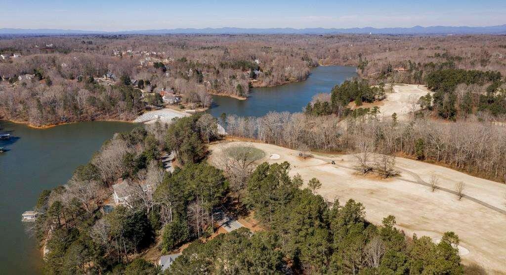 614 East Lake Drive