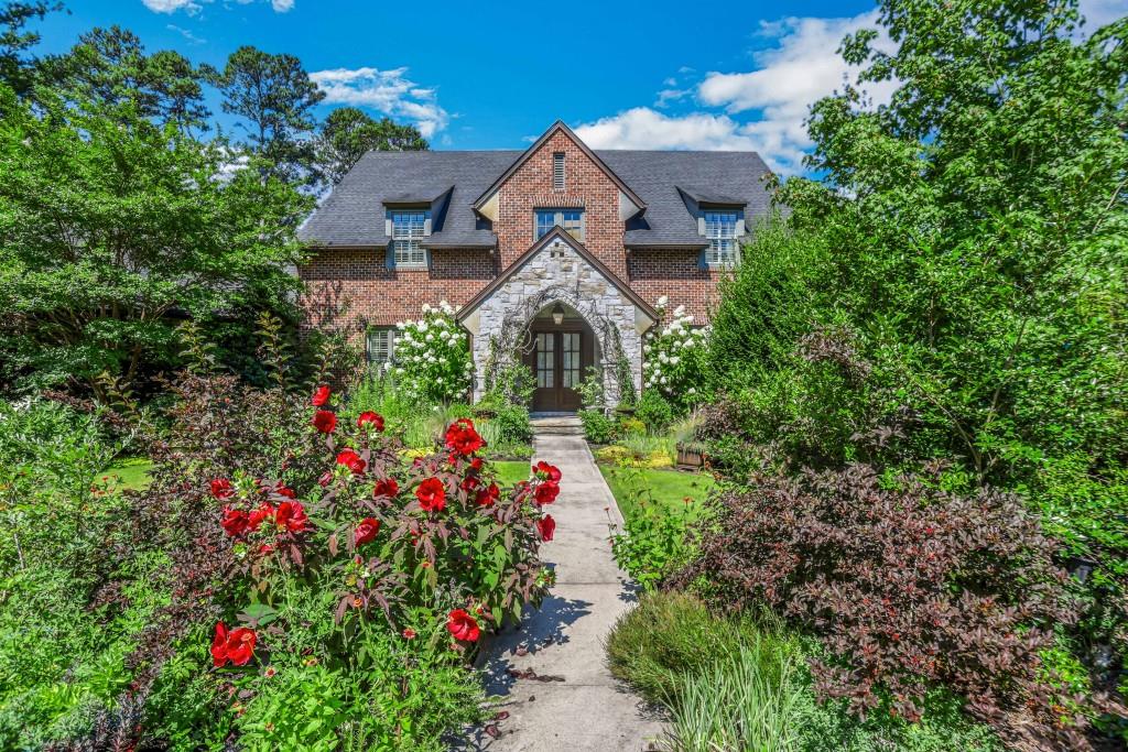 1098 Dan Johnson Road