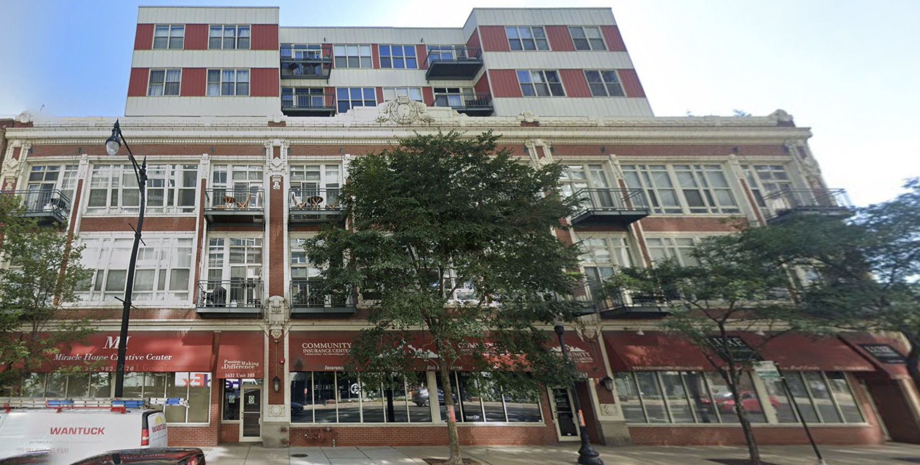 1631 S Michigan Avenue Unit: 203