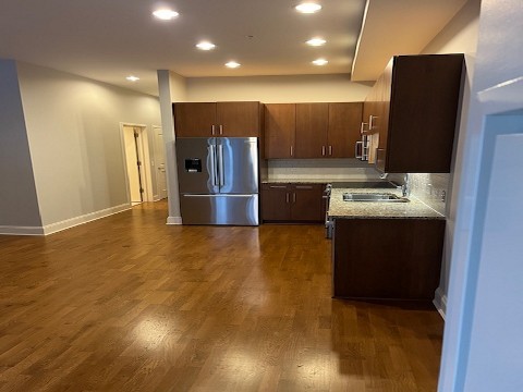 850 N Lake Shore Drive Unit: 712