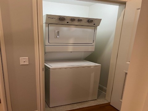 850 N Lake Shore Drive Unit: 712