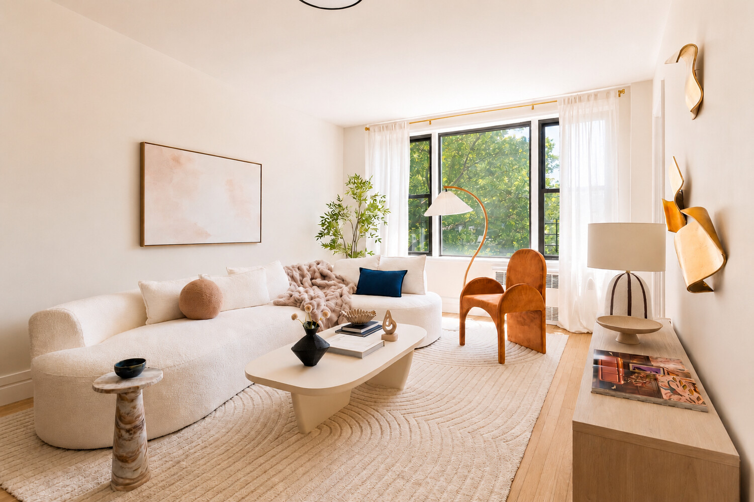 415 BEVERLEY Road 3C
