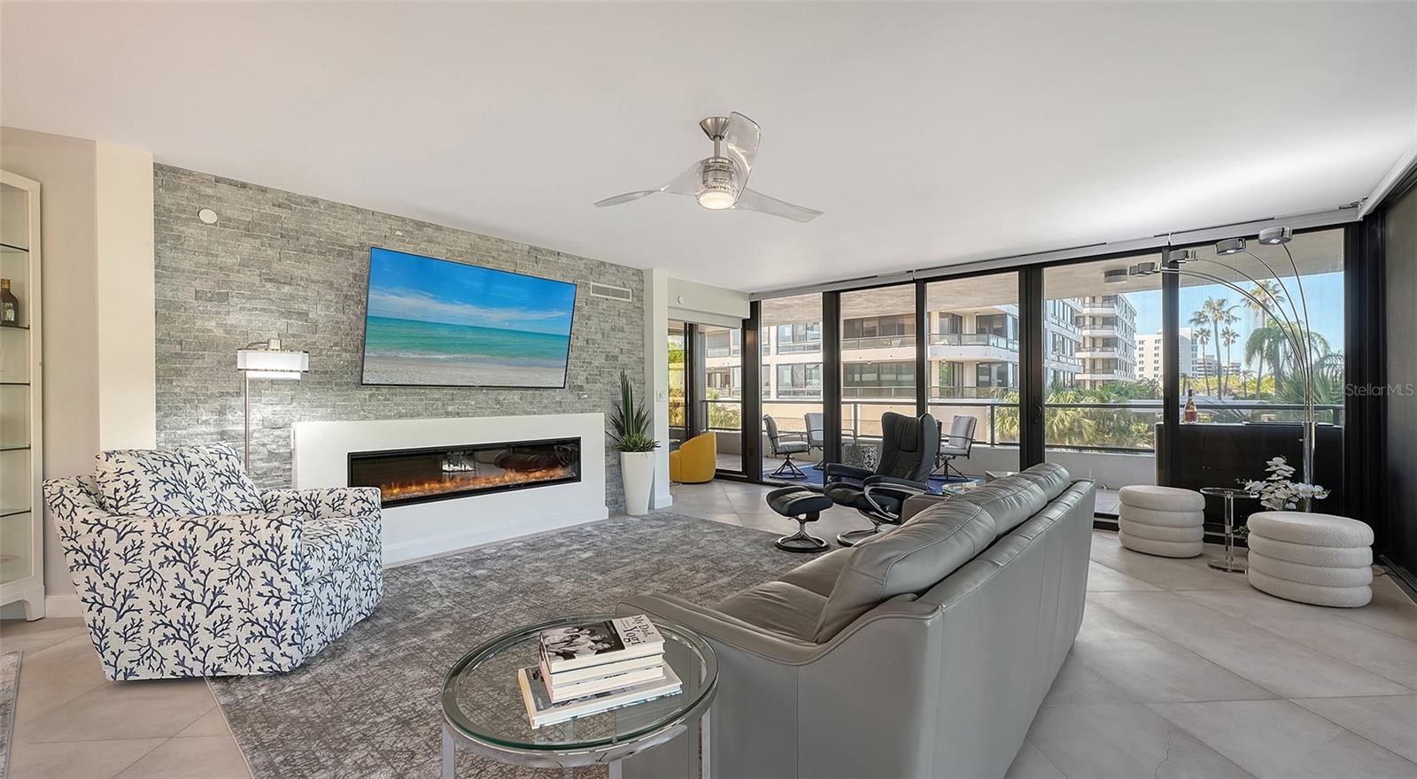 565 SANCTUARY DR #A203