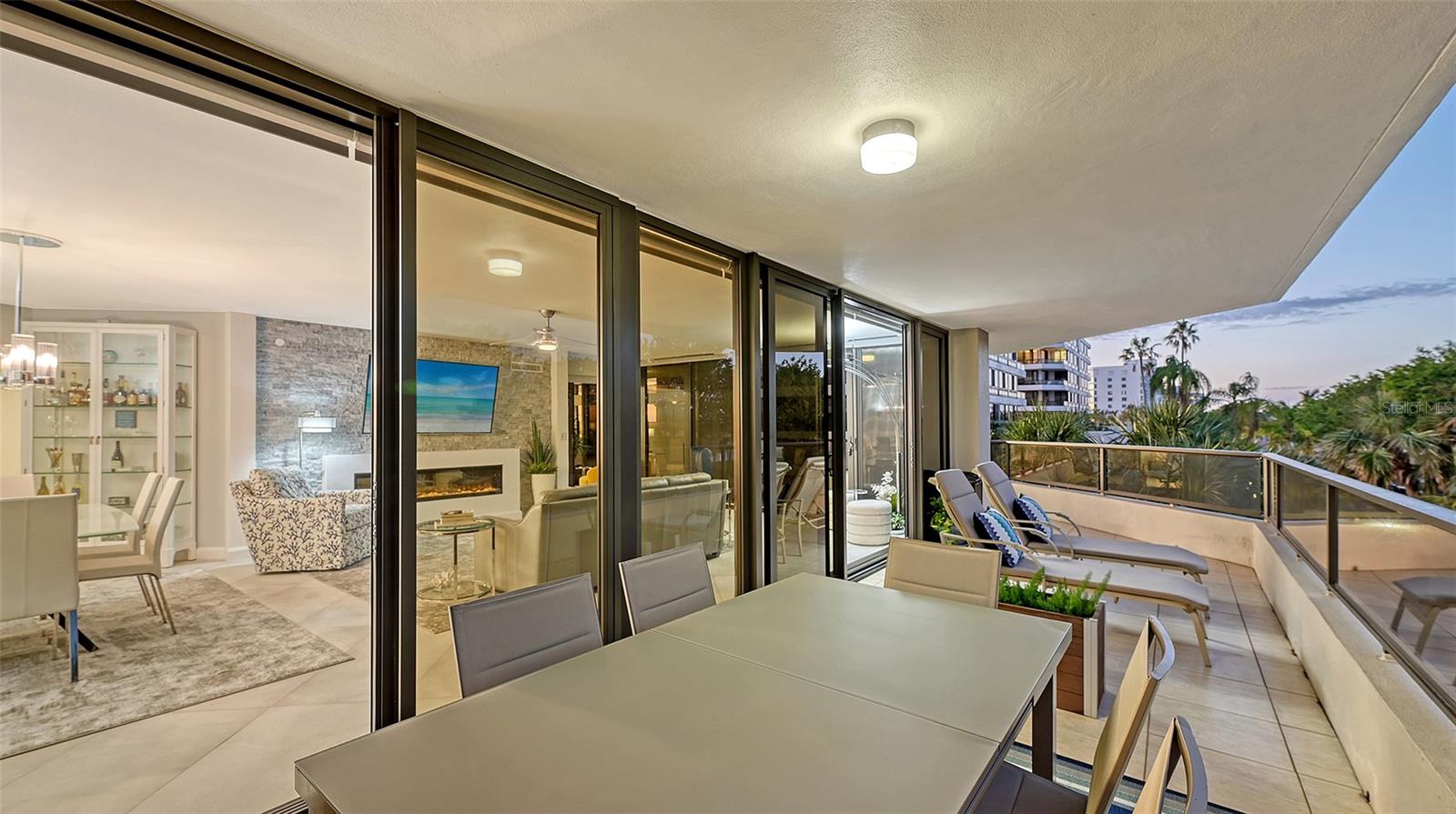 565 SANCTUARY DR #A203