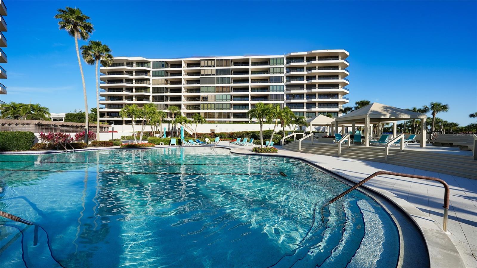 535 SANCTUARY DR #A202