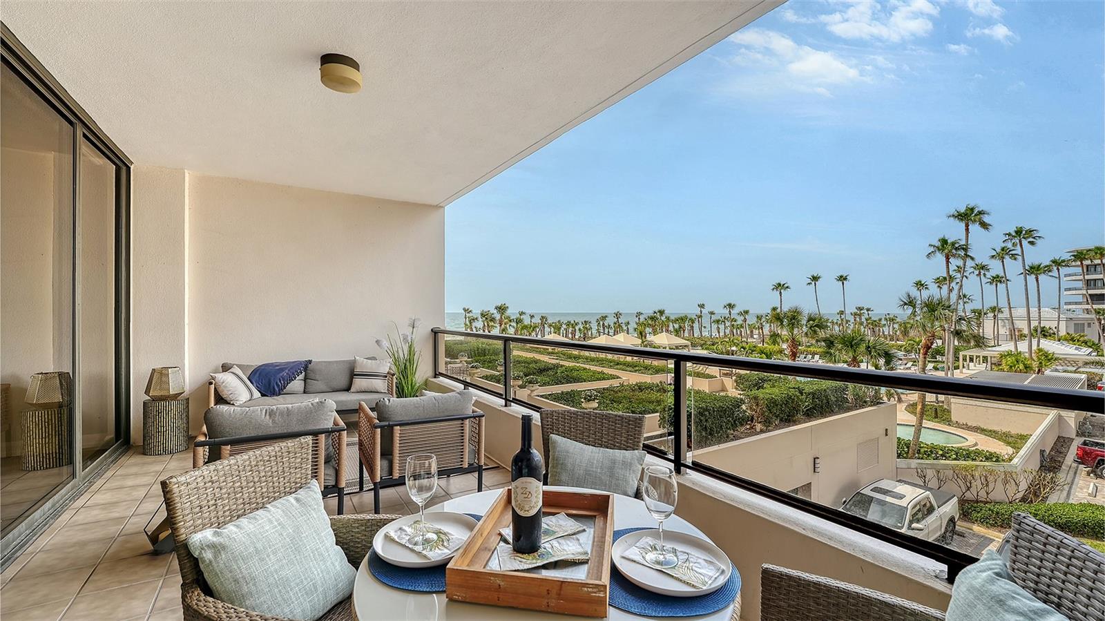 535 SANCTUARY DR #A202