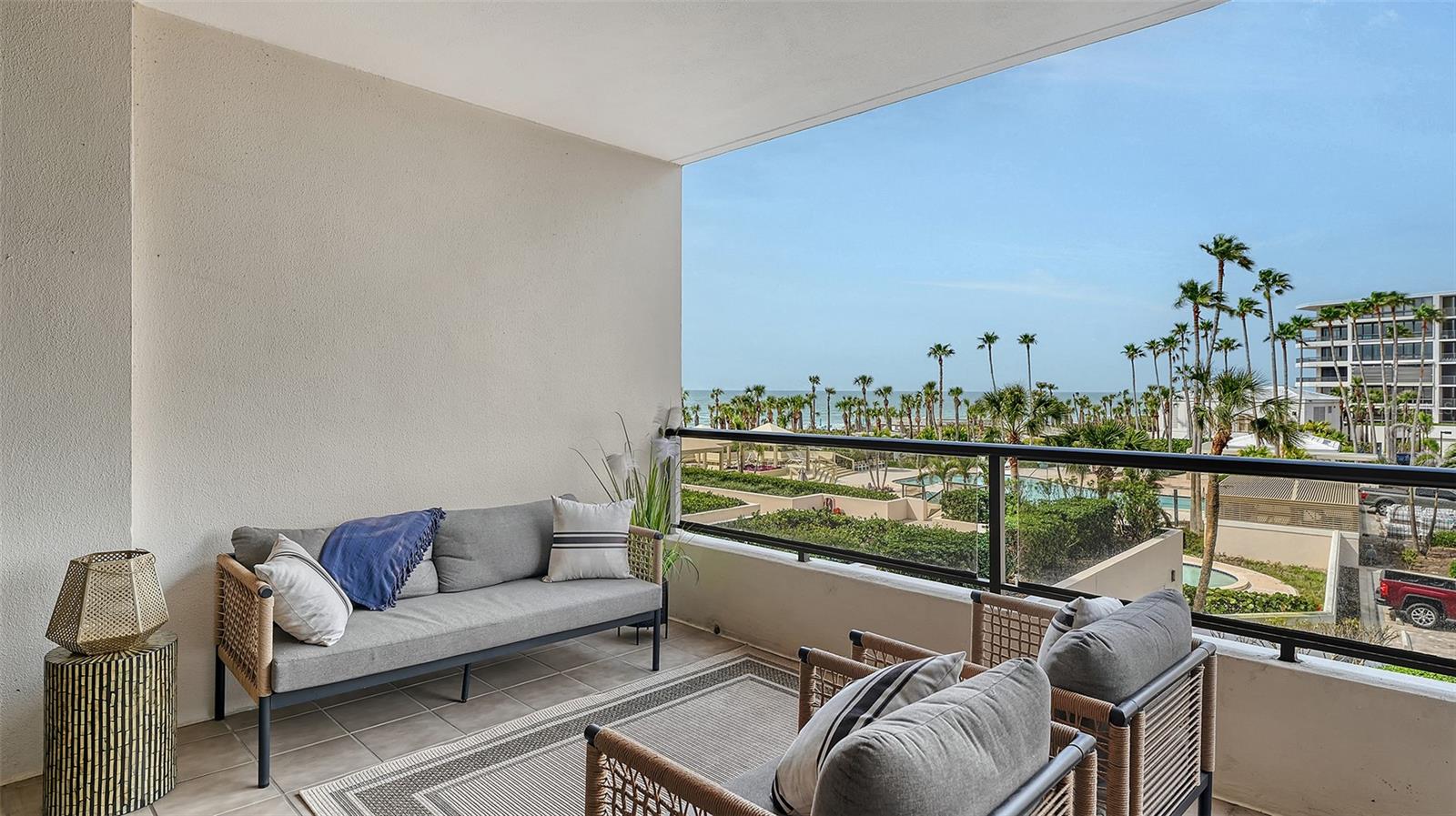 535 SANCTUARY DR #A202