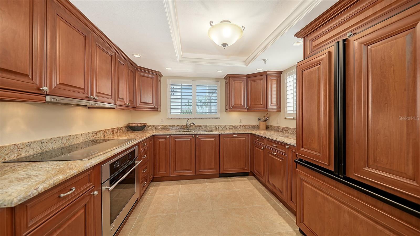 1445 GULF OF MEXICO DR #404