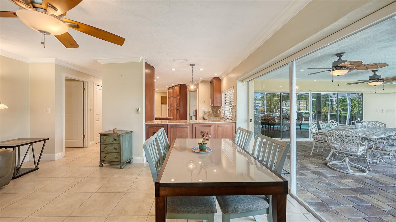 524 KETCH LN