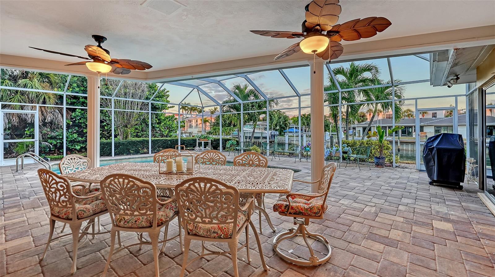 524 KETCH LN