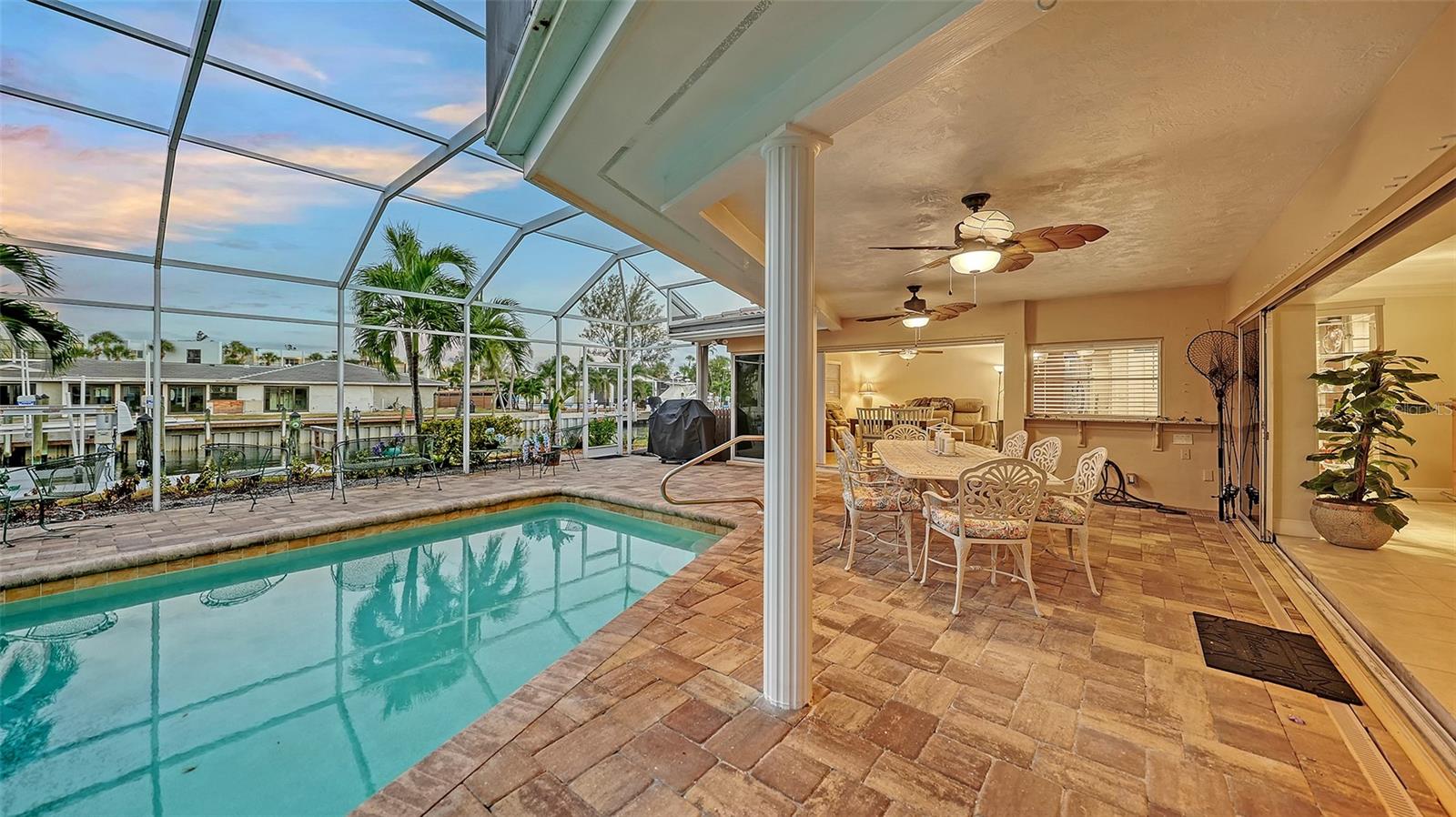 524 KETCH LN