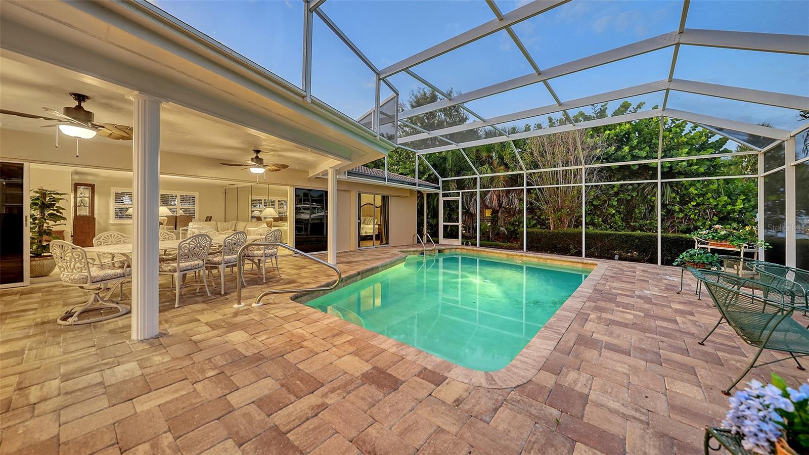 524 KETCH LN