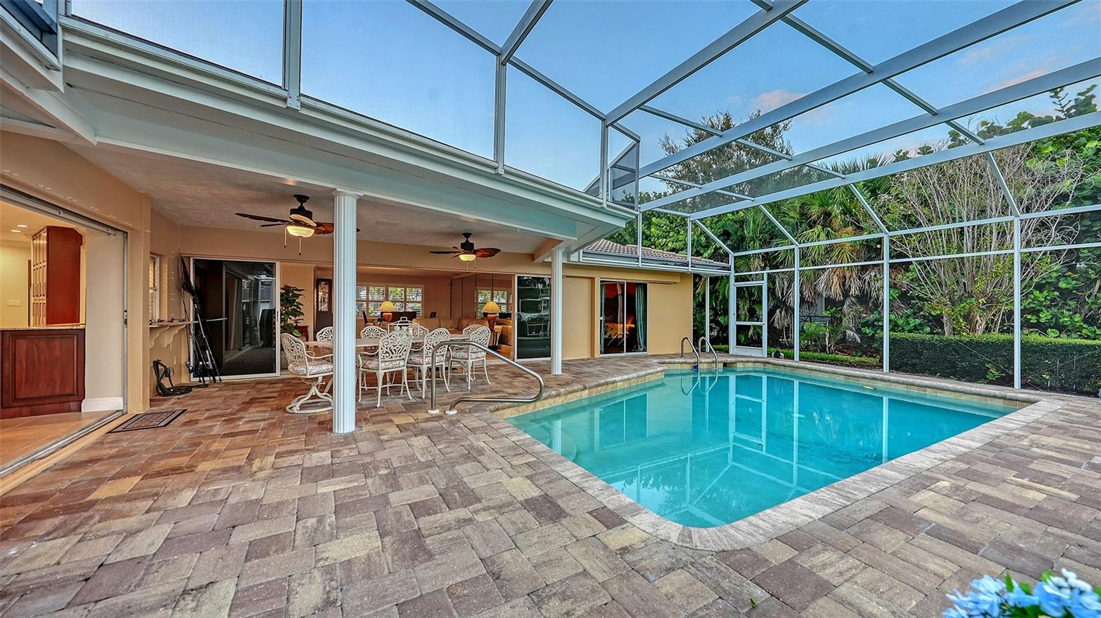 524 KETCH LN