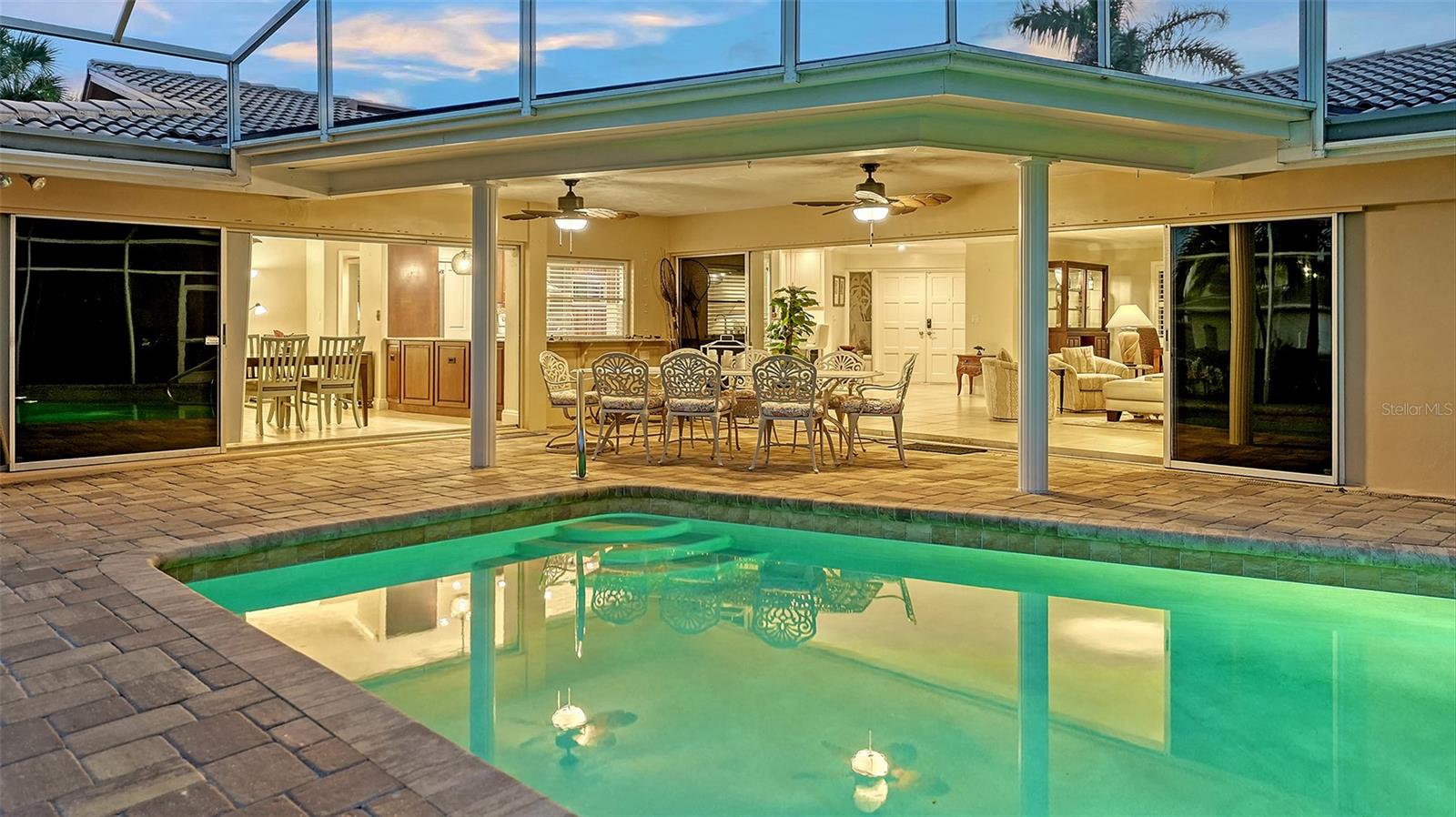 524 KETCH LN