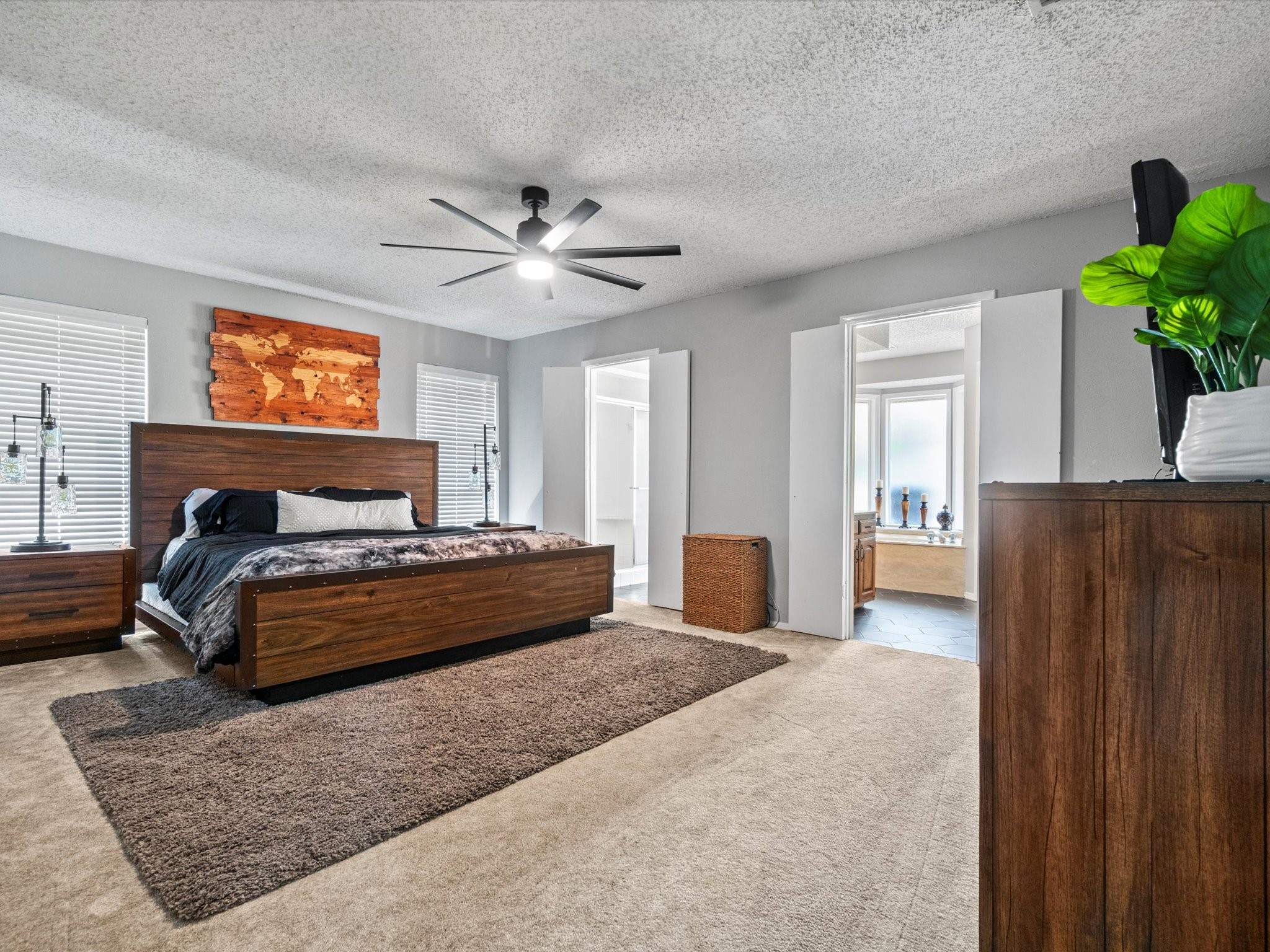 2109 Inverness Drive