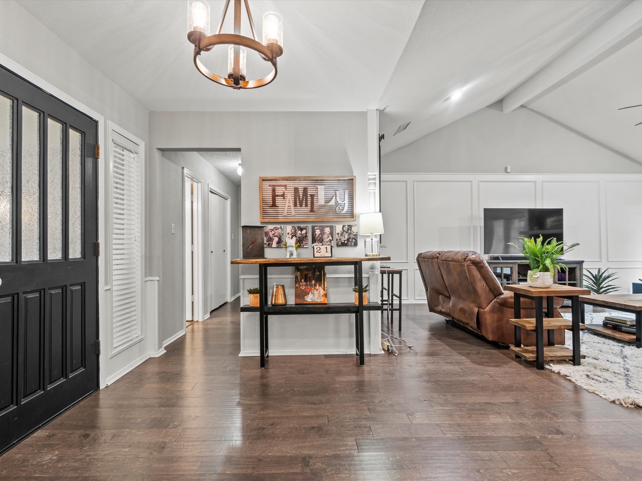 2109 Inverness Drive