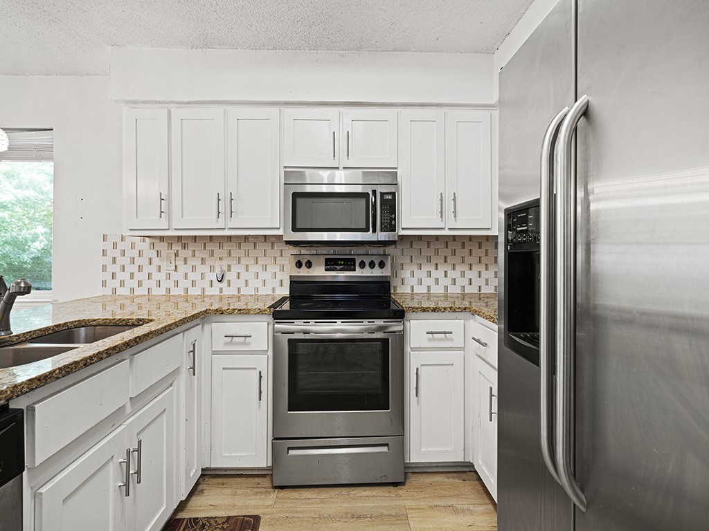 5814 Falconcrest Drive