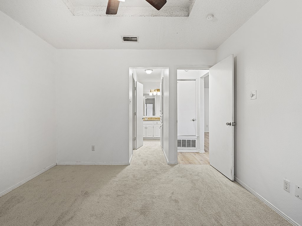 5814 Falconcrest Drive