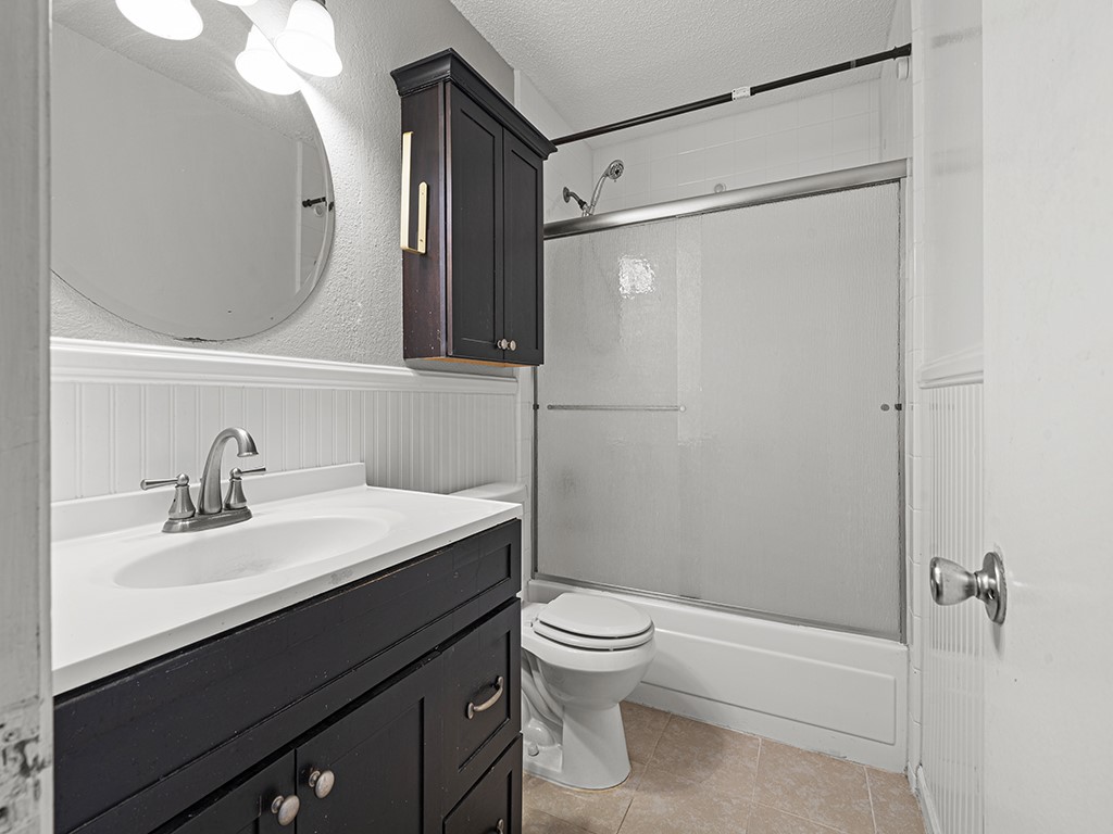 5814 Falconcrest Drive