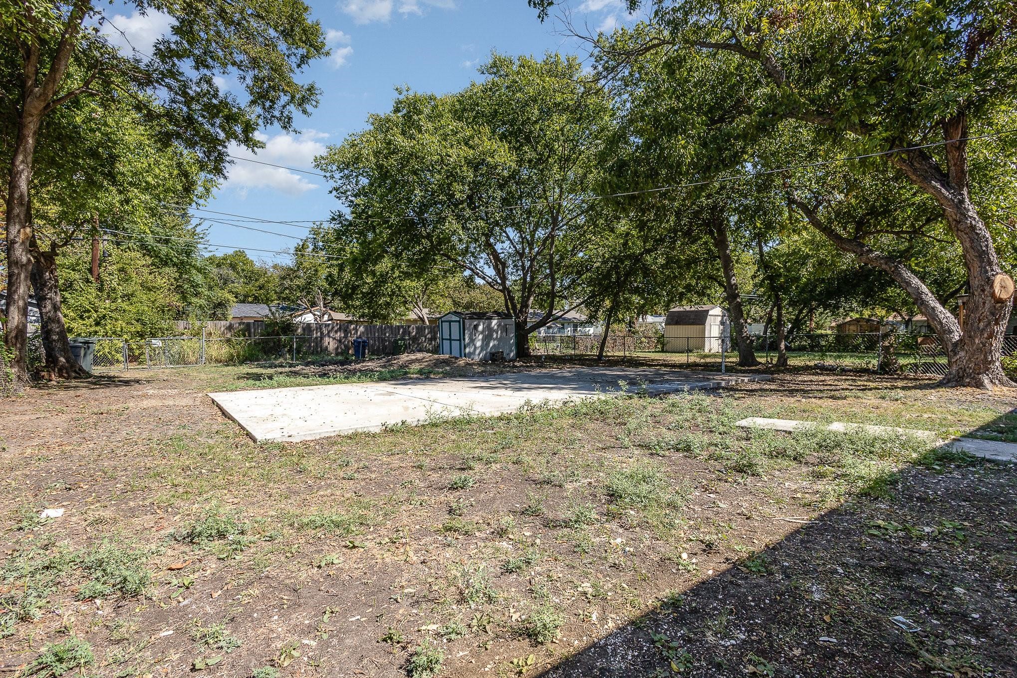 113 E Ridgewood Drive