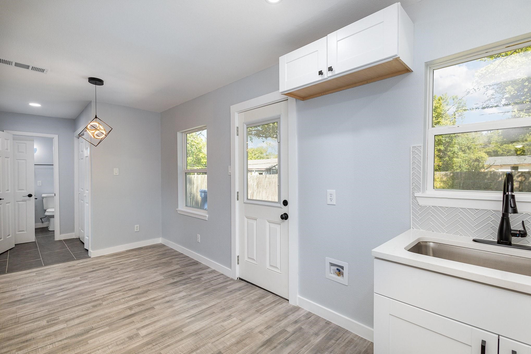 113 E Ridgewood Drive