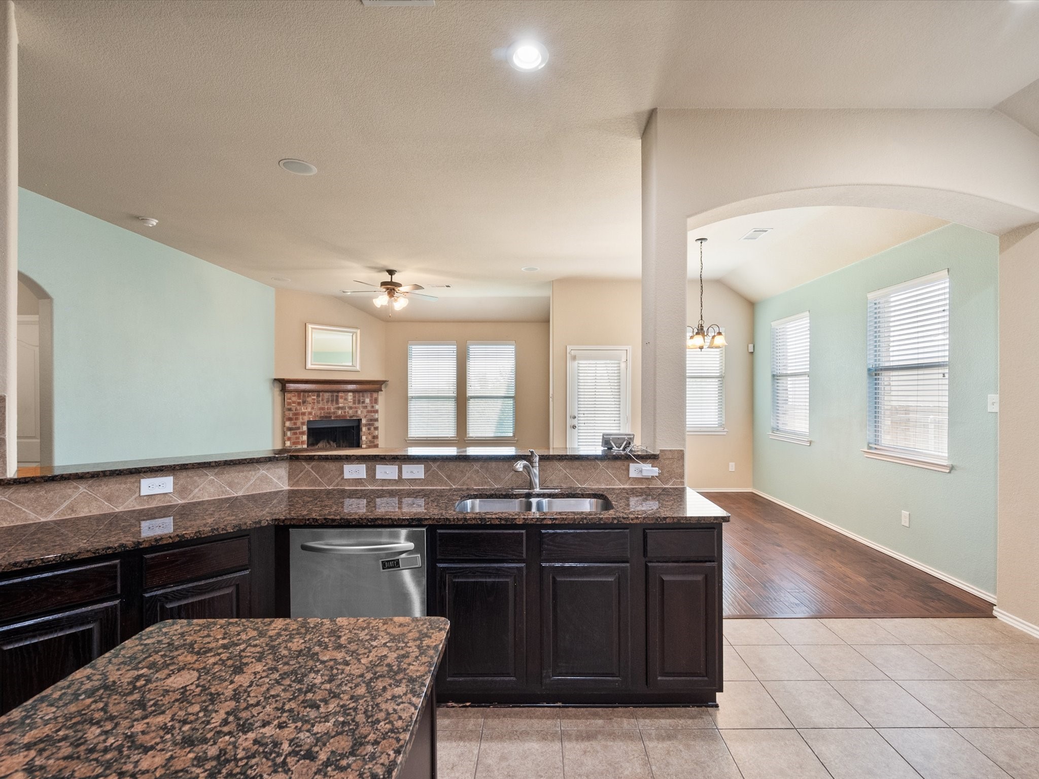 2733 Gardendale Drive