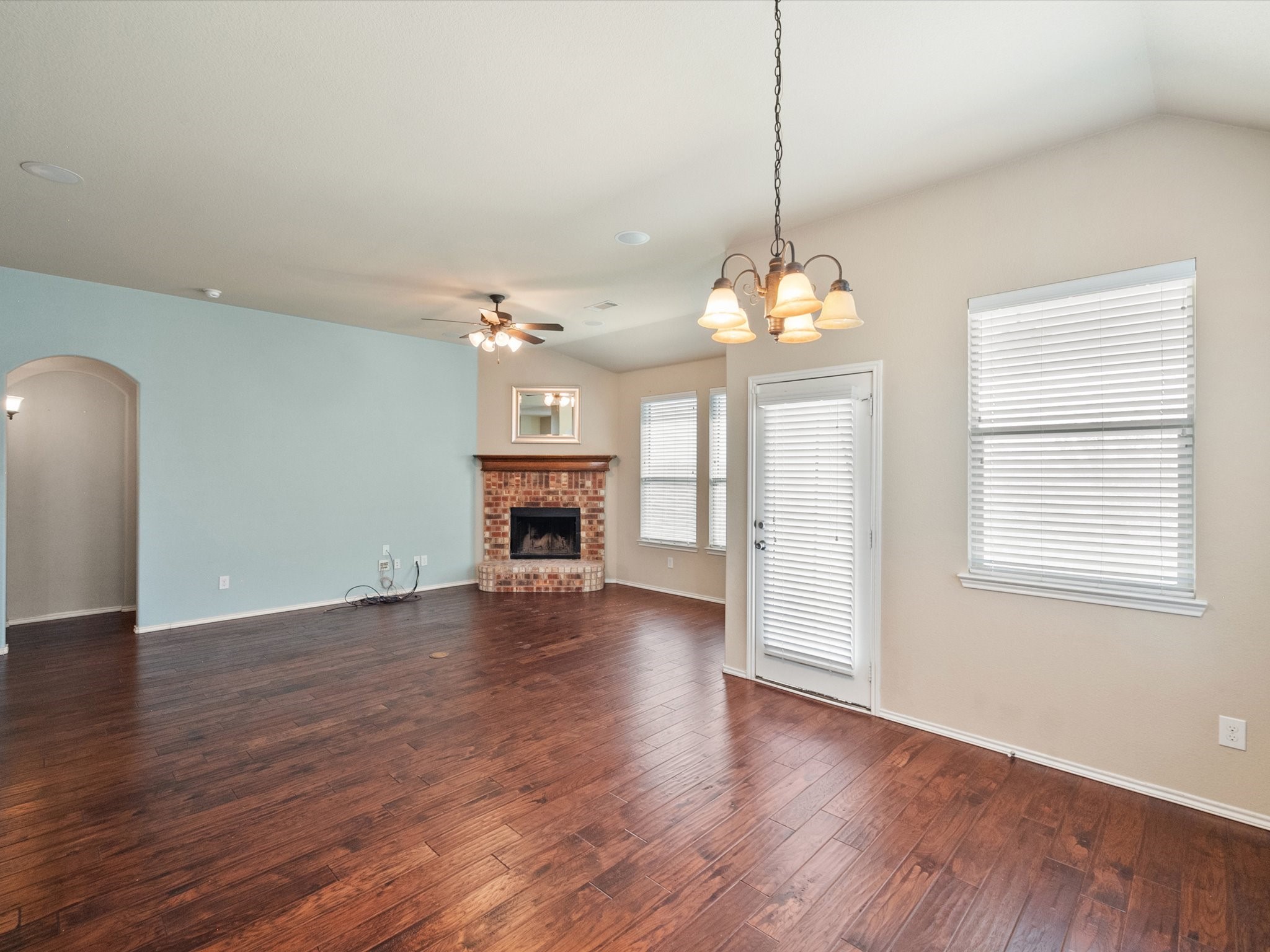 2733 Gardendale Drive