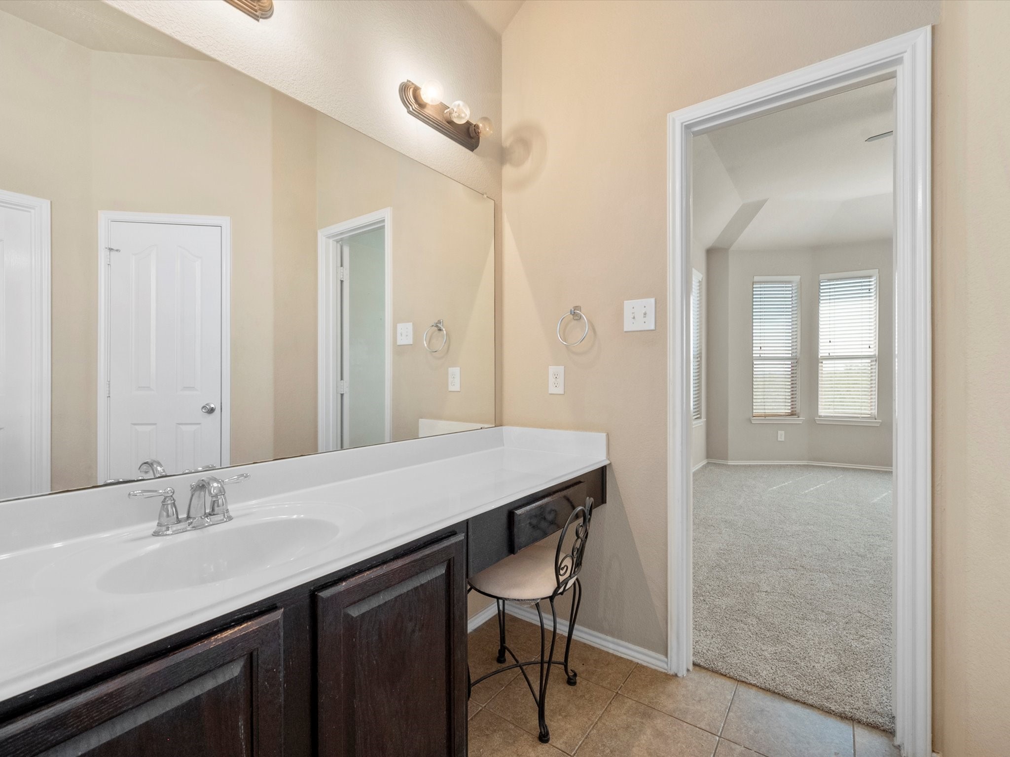 2733 Gardendale Drive