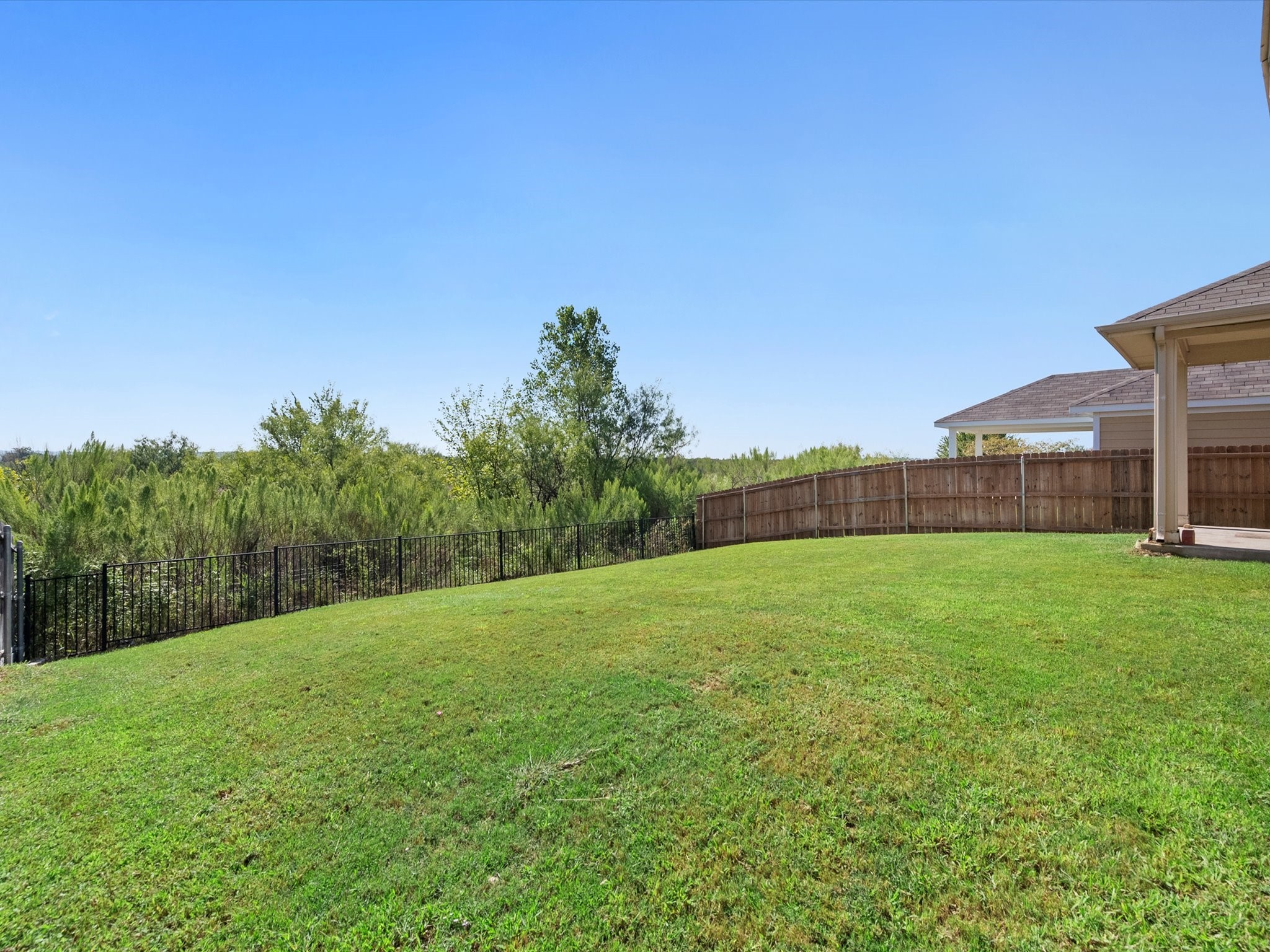 2733 Gardendale Drive