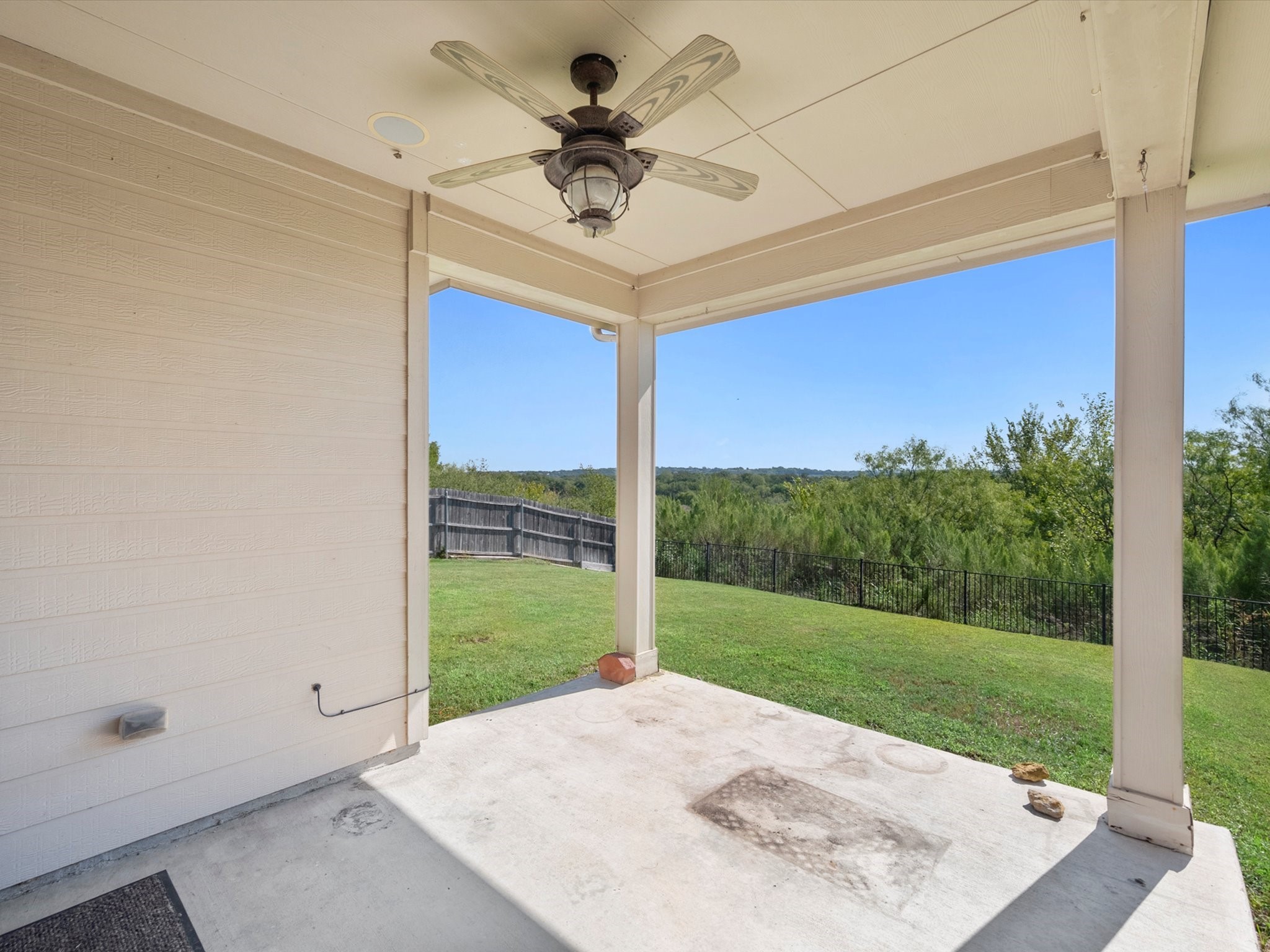 2733 Gardendale Drive