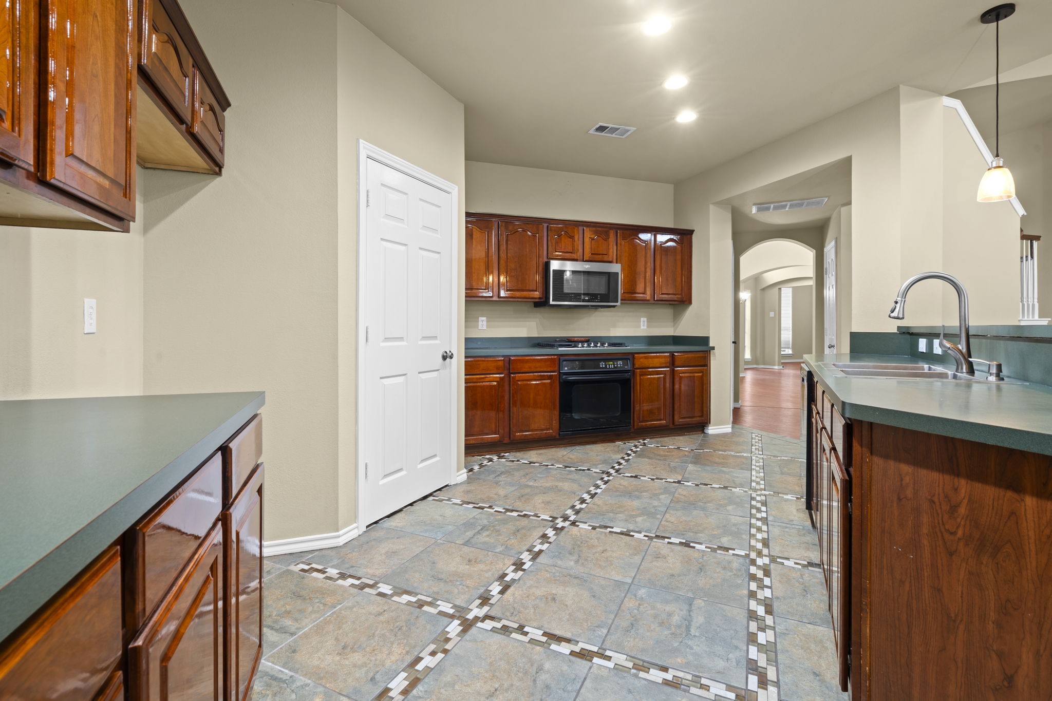 7405 Amsterdam Lane